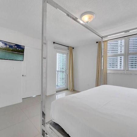 Ferienwohnung Luxurious Private Unit With Parking Miami Exterior foto