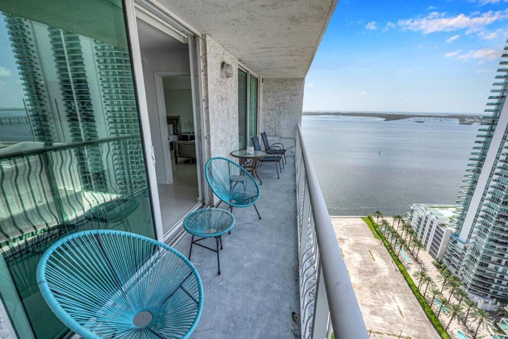 Ferienwohnung Luxurious Private Unit With Parking Miami Exterior foto